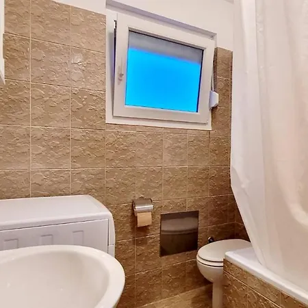 Beach Apartment Selce * Selce