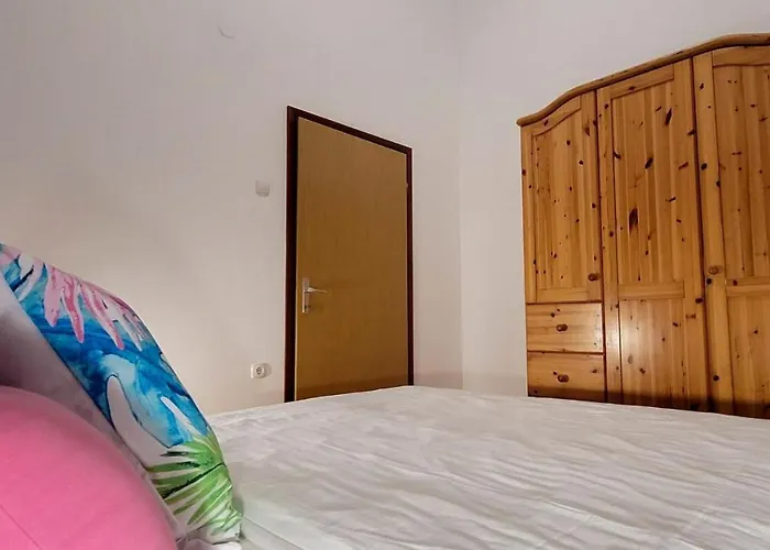 Beach Apartment Selce * 塞尔瑟