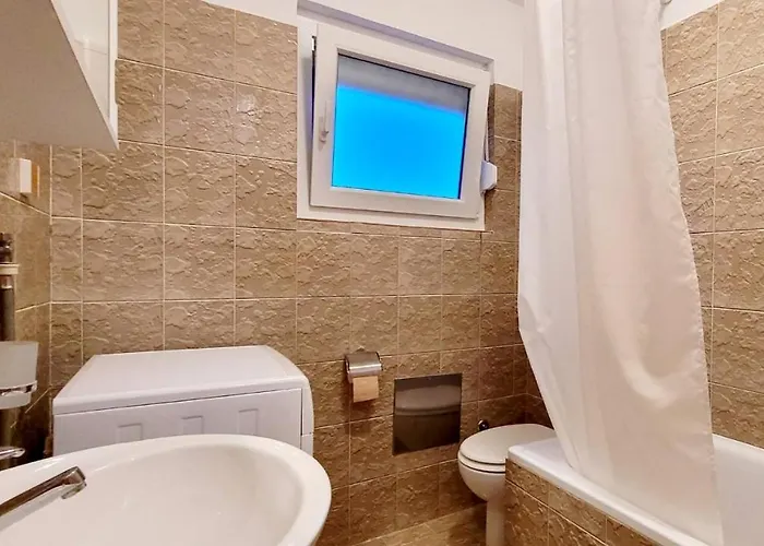 Beach Apartment Selce * 塞尔瑟